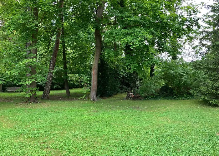 アパート Am Saaleknie ルドルシュタット