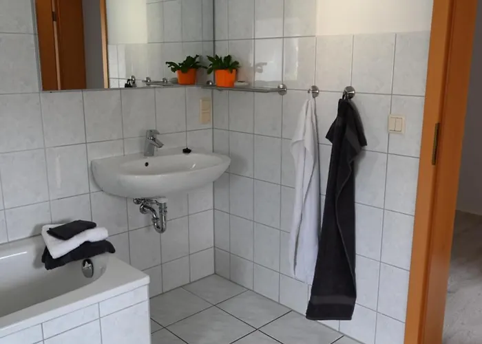 Am Saaleknie アパート